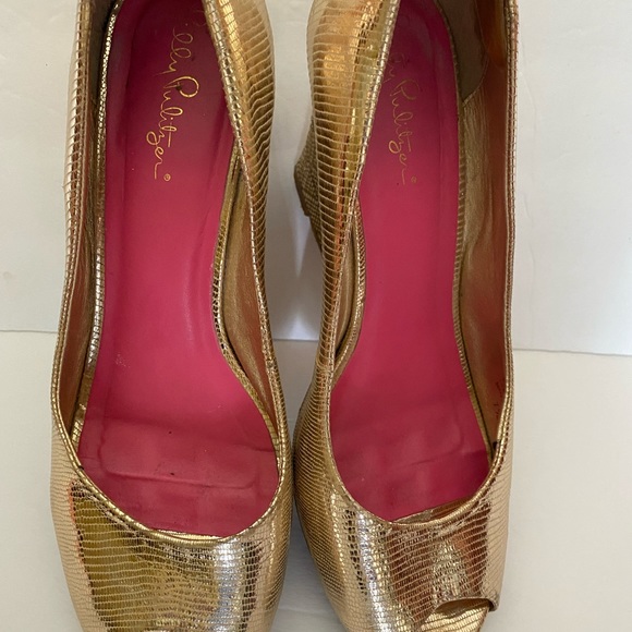 Lilly Pulitzer size 7 1/2 metallic wedges gold - Picture 3 of 7